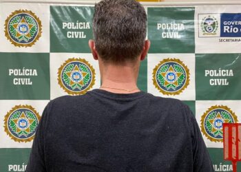 Agentes da 123ª DP prendem homem por dirigir embriagado em Macaé