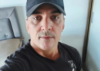 Polícia confirma que corpo carbonizado encontrado dentro de porta-malas de carro é de PM desaparecido em Maricá