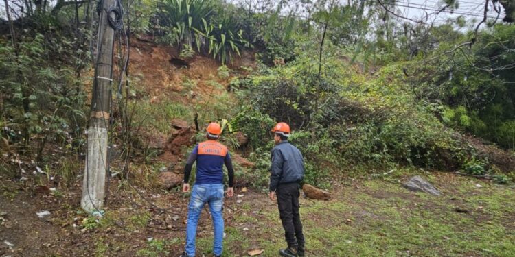 Defesa Civil de Cabo Frio monitora áreas com risco de deslizamento de solo