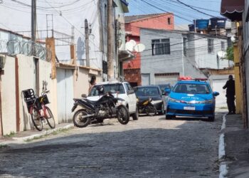 Homem é encontrado morto dentro de casa em Cabo Frio