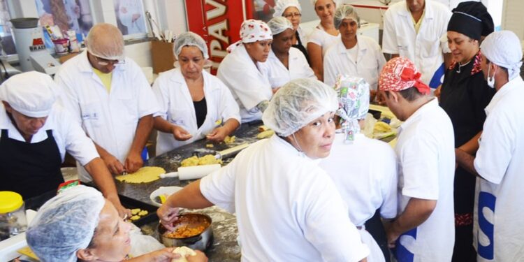 Senac oferece cursos gratuitos de Gastronomia para famílias com até dois salários mínimos