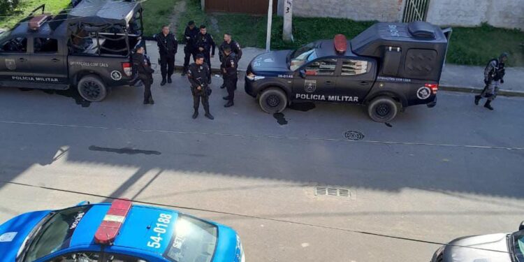 PM e BAC realizam operação em Conceição de Macabu