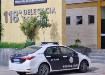 Homem é preso por agredir companheira em Araruama