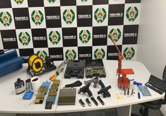 Polícia Civil apreende armamento em casa de suspeito de matar funcionário do Porto do Açu