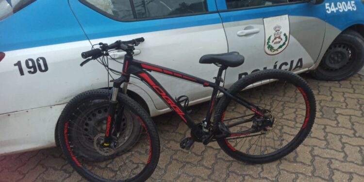 Dois menores são detidos por furto de bicicletas em Rio das Ostras