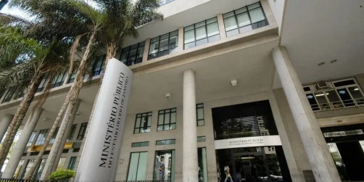 Estelionatário que aplicava o golpe da pirâmide é preso, em Campos