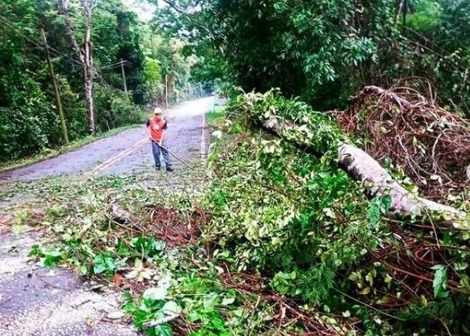 Macaé registra diversas ocorrências após fortes rajadas de ventos e chuva