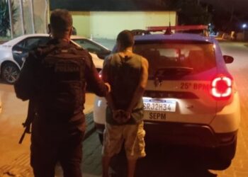 Homem é preso em flagrante após assaltar pizzaria em Araruama