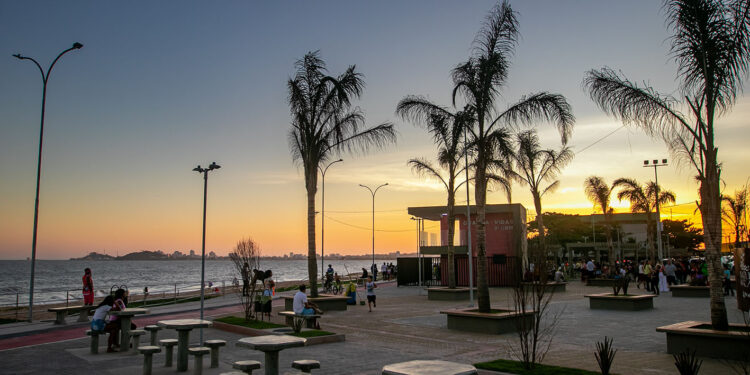 Urbanização da orla do Bar do Coco é inaugurada em Macaé