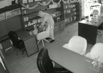 Loja de celulares é furtada no centro de Cabo Frio