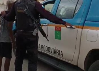 Dois bandidos são presos na Baixada Campista após vários assaltos