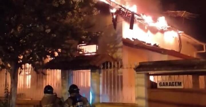 Idosa morre após casa pegar fogo em Cordeiro