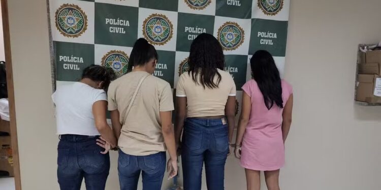 Quadrilha formada por mulheres furta lojas em shopping de Cabo Frio