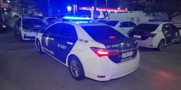 Turista é morto a pauladas por barraqueiros na Praia do Forte