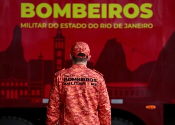 Corpo de Bombeiros RJ lança novo uniforme