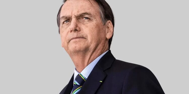 Bolsonaro é alvo de operação da PF e terá que entregar passaporte