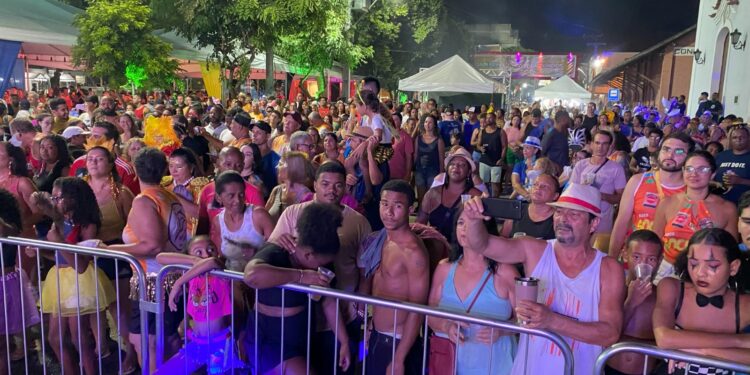 Carnaval em Conceição de Macabu é sucesso de público, diversão e segurança