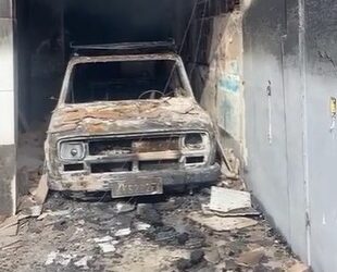 Imóvel pega fogo e fica destruído em São Francisco de Itabapoana