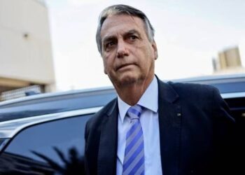 PF intima Bolsonaro a depor sobre tentativa de golpe
