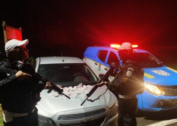 Polícia apreende mais de R$10 mil em cocaína que seria levada para Rio das Ostras