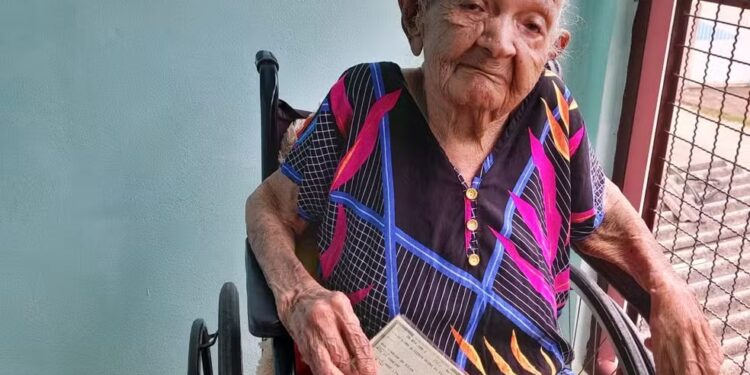 Moradora de 119 anos de Itaperuna será estudada por pesquisadores da USP