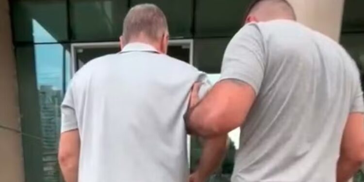 Padre de Nova Friburgo é preso por crimes de importunação sexual e estupro