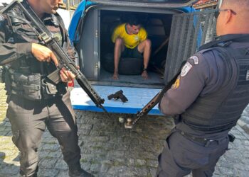 Ação policial resulta na prisão de gerente de tráfico em Casimiro de Abreu