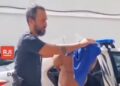 Homem é preso após agredir esposa por ciúmes