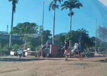 Acampamento para uso de drogas é desmontado em Macaé