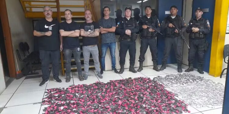 Mulher presa com 15kg de drogas em Itaperuna é solta em audiência de custódia