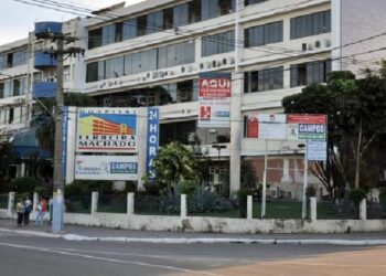Idoso fica ferido após explosão de botijão de gás na Baixada Campista