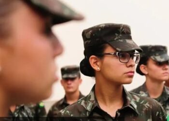 Brasil terá alistamento militar feminino pela primeira vez em 2025