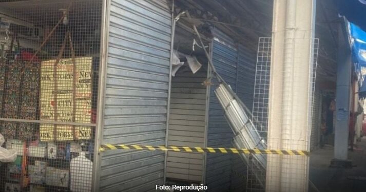 Incêndio atinge camelódromo de Campos e causa destruição em bancas
