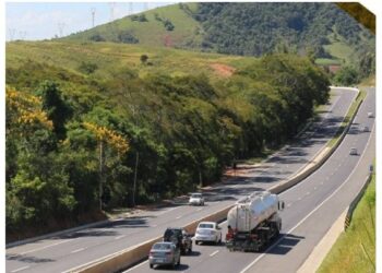 BR-101, em Silva Jardim, é parcialmente interditada para obras na pista sentido Espírito Santo
