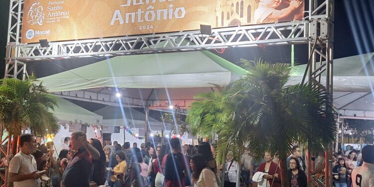 Segue até domingo a Festa de Santo Antônio 2024, na Praça do Visconde, em Macaé
