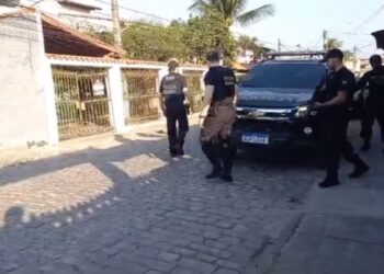PF faz operação contra casal suspeito de crimes cibernéticos em Cabo Frio