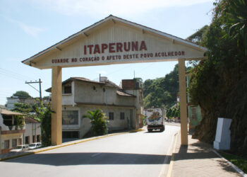 Concurso Prefeitura Itaperuna 2024: Sai edital com 496 vagas de até R$ 3,4 mil