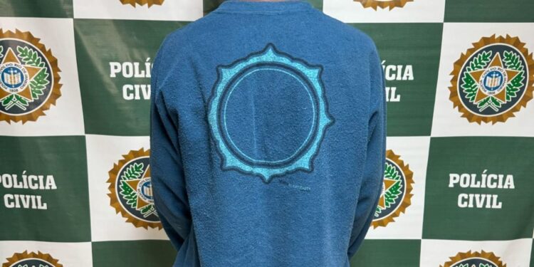 Homem é preso em Campos após agredir e perseguir companheira até a delegacia