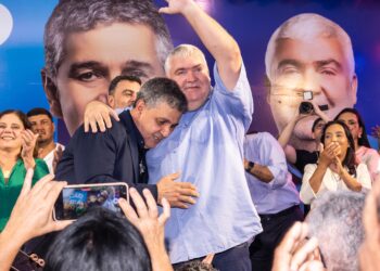 Ramon Gidalte oficializa candidatura à reeleição para prefeito de Casimiro de Abreu em convenção histórica
