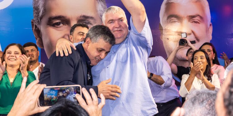 Ramon Gidalte oficializa candidatura à reeleição para prefeito de Casimiro de Abreu em convenção histórica