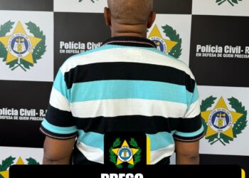 Traficante é preso pela Polícia Civil, no bairro Imbetiba, em Macaé