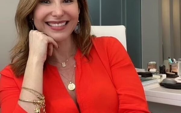 Por ordem judicial do Ministro do STF, a Manoela Peres voltará a exercer o cargo de Prefeita de Saquarema