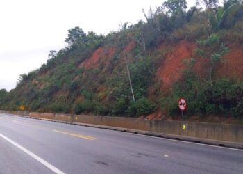 Iniciada a obra de recuperação de encosta na região de em Macaé