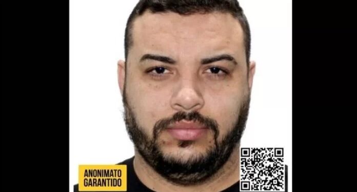 Polícia busca acusado de participar de homicídio em Vargem Grande; tio foi preso em Cabo Frio