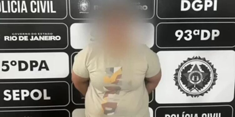 Mulher acusada de matar a mãe em Rio das Ostras é presa em Volta Redonda