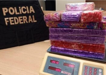 Homem é preso após receber drogas pelos Correios, em Macaé