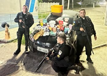 PM prende assaltantes e recupera carga roubada dos Correios, em Rio das Ostras