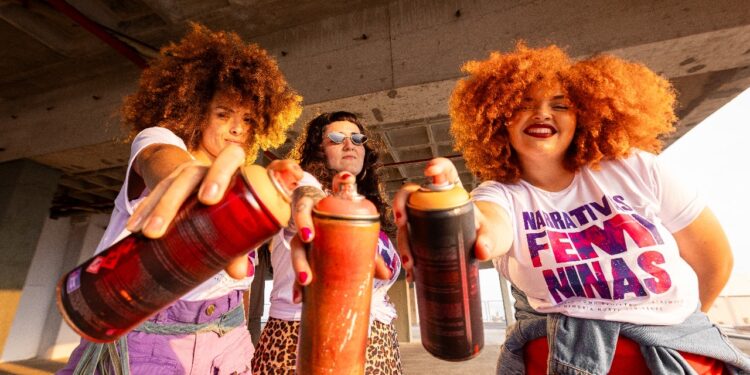 Projeto “Narrativas Femininas” resgata histórias de mulheres notáveis em mural de grafite interativo