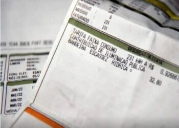 Conta de energia elétrica fica mais cara a partir de hoje