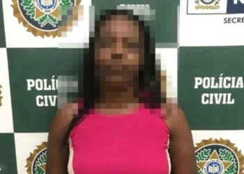 Acusada de tentativa de homicídio contra a própria irmã é presa em Araruama após 14 anos do crime